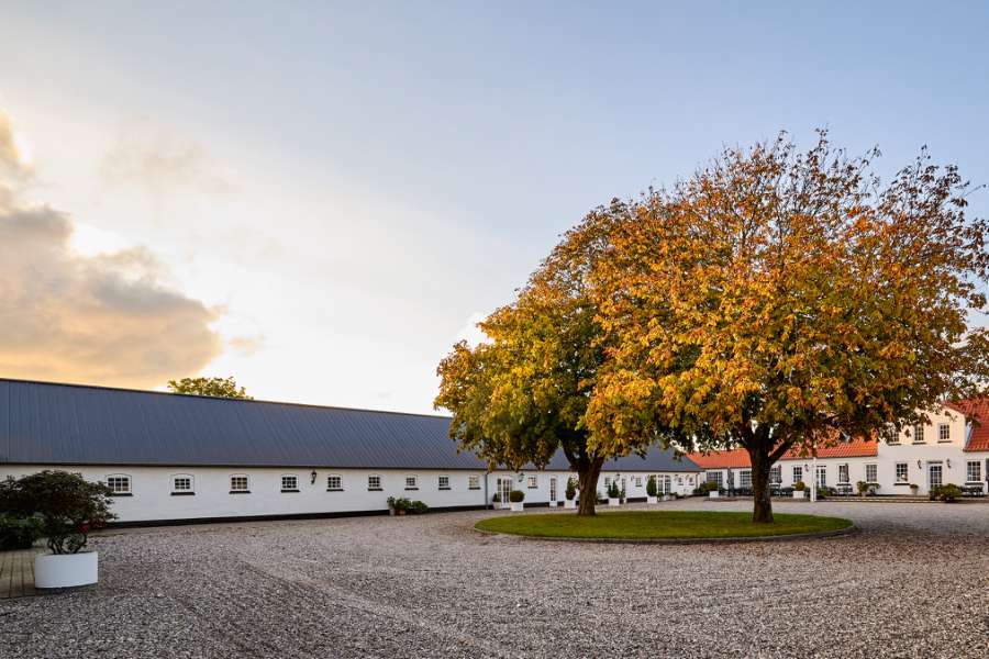 Stål og sjæl mødes på Egholm Vestergaard, Egholm Vestergaard, Egholm 57, 9000 Aalborg